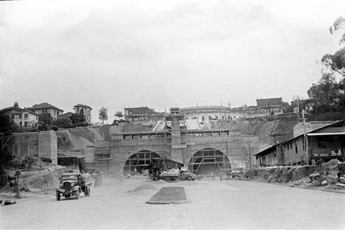 Complexo do túnel 9 de julho em construção, final da década de 1930