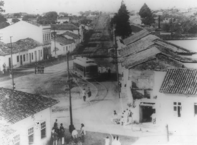 Visão do Largo Treze em 1920.